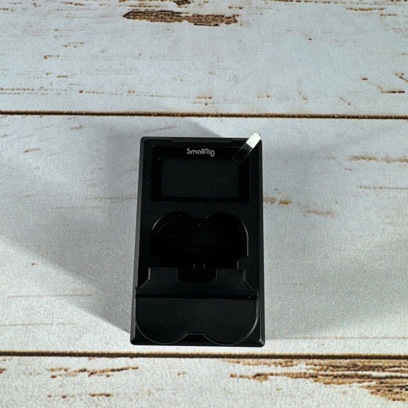 Smallrig Camera Battery Charger CP005 One Battery - Picture 1 of 3